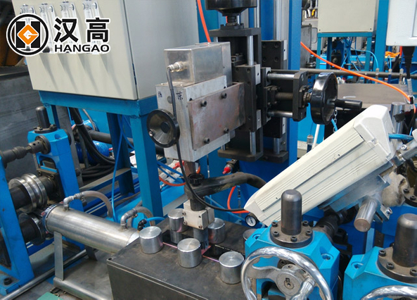 自動焊接跟踪系統